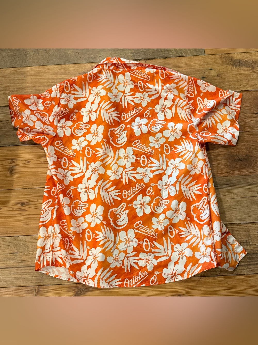 BDA Baltimore Orioles size medium Hawaiian button down short sleeve shirt - Picture 3 of 3